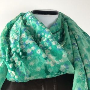 Bindya New York Stunning Green Scarf